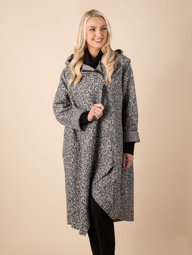 Angle Zip Coat - Black/White