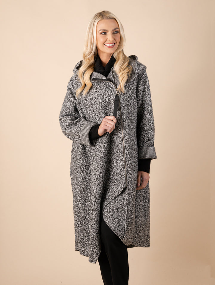 Angle Zip Coat - Black/White